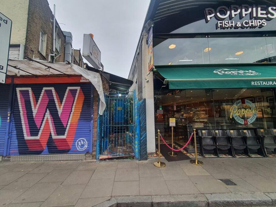 Cyber-Art Studio In Camden London Bagian luar foto